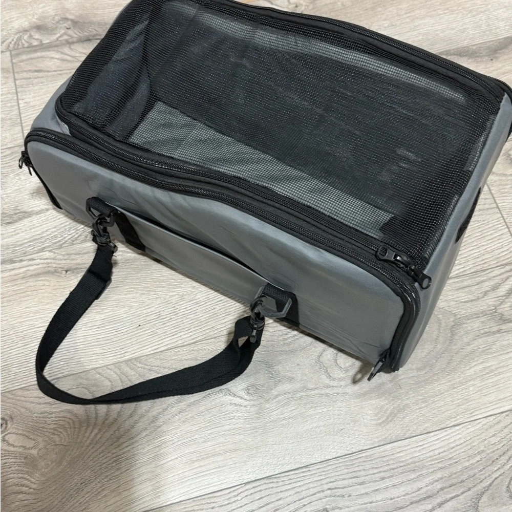 Gray Pet Carrier with Black Straps
